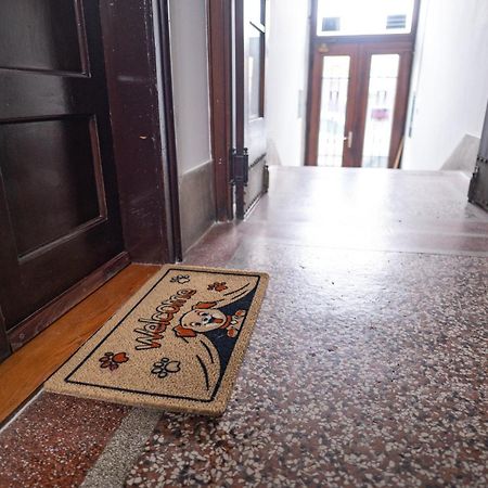 Bricks & Bikes Apartment Zagreb Bagian luar foto